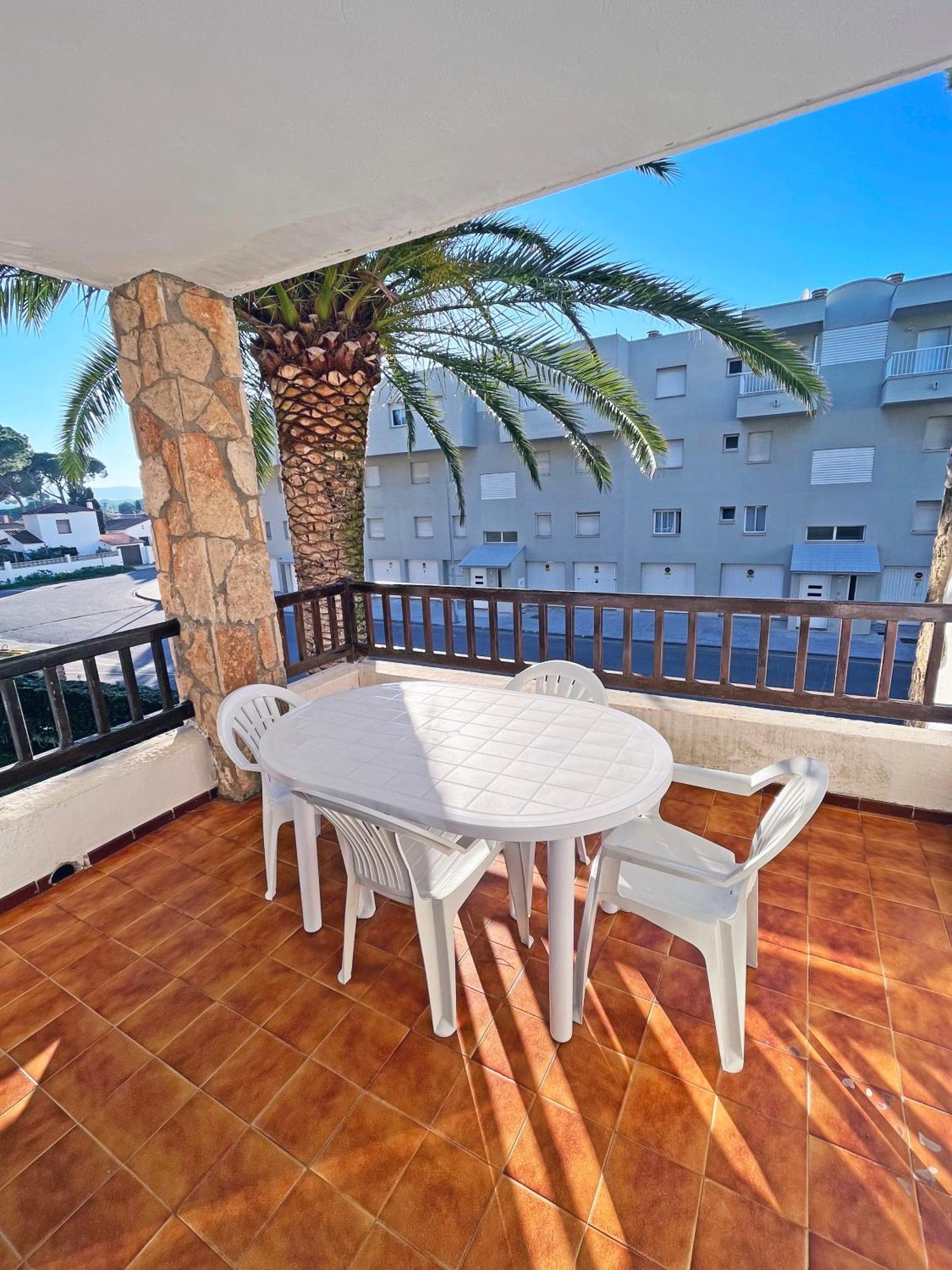 Apartamento En La Escala Con Piscina Y Parking L' Escala Екстериор снимка