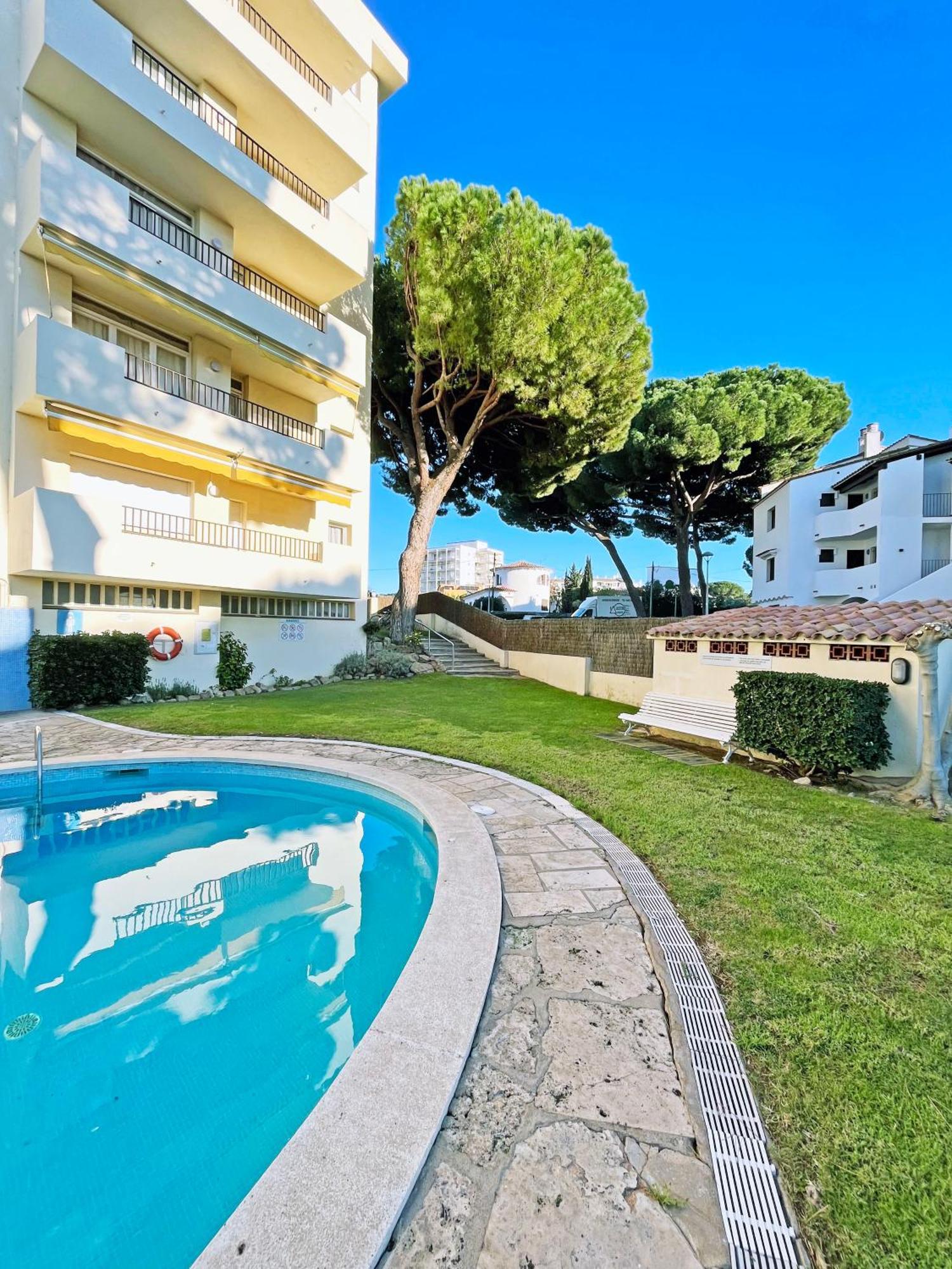 Apartamento En La Escala Con Piscina Y Parking L' Escala Екстериор снимка