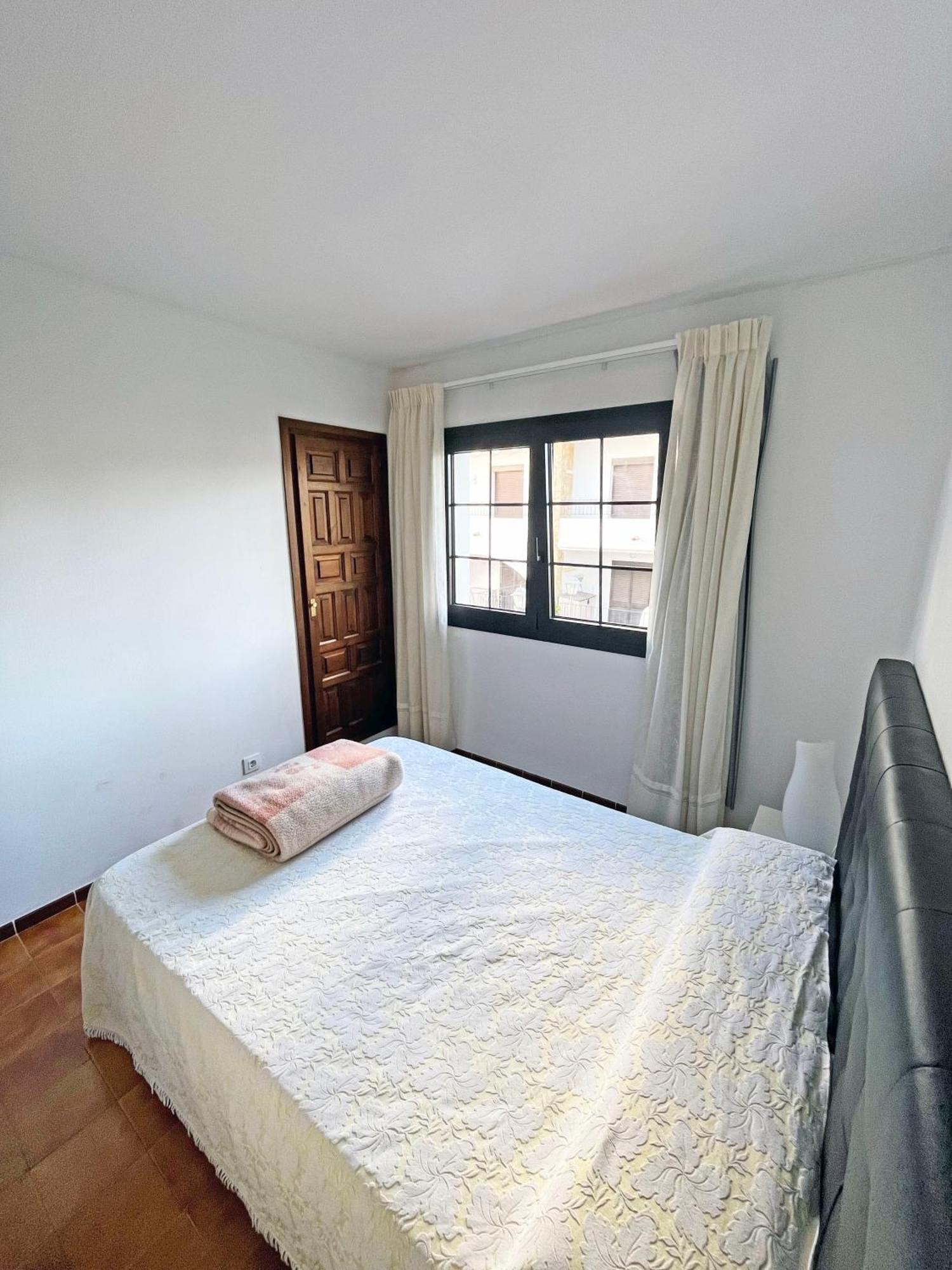 Apartamento En La Escala Con Piscina Y Parking L' Escala Екстериор снимка